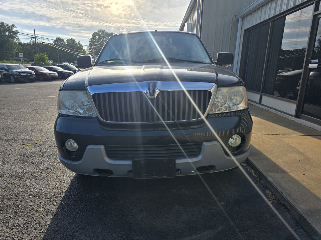 2003 Lincoln Navigator Image 10
