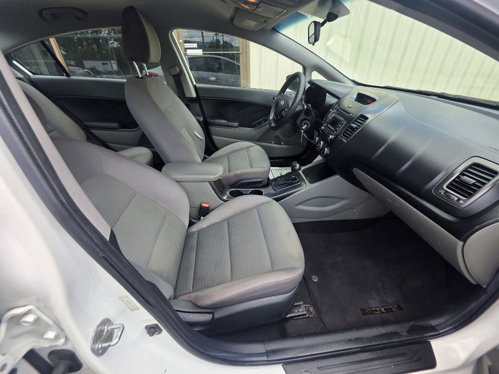 2015 Kia Forte Image 7