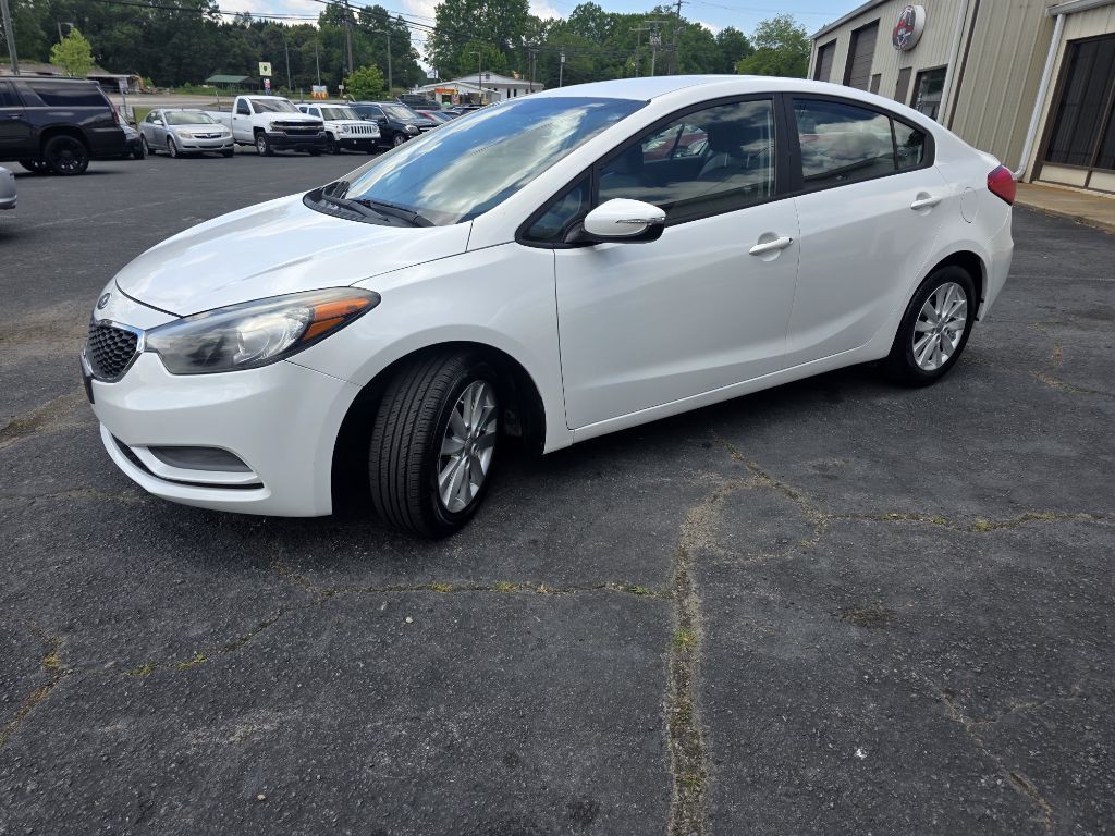 2015 Kia Forte Image 2