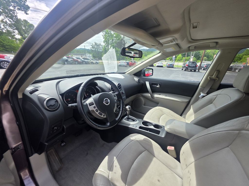 2010 Nissan Rogue Image 5