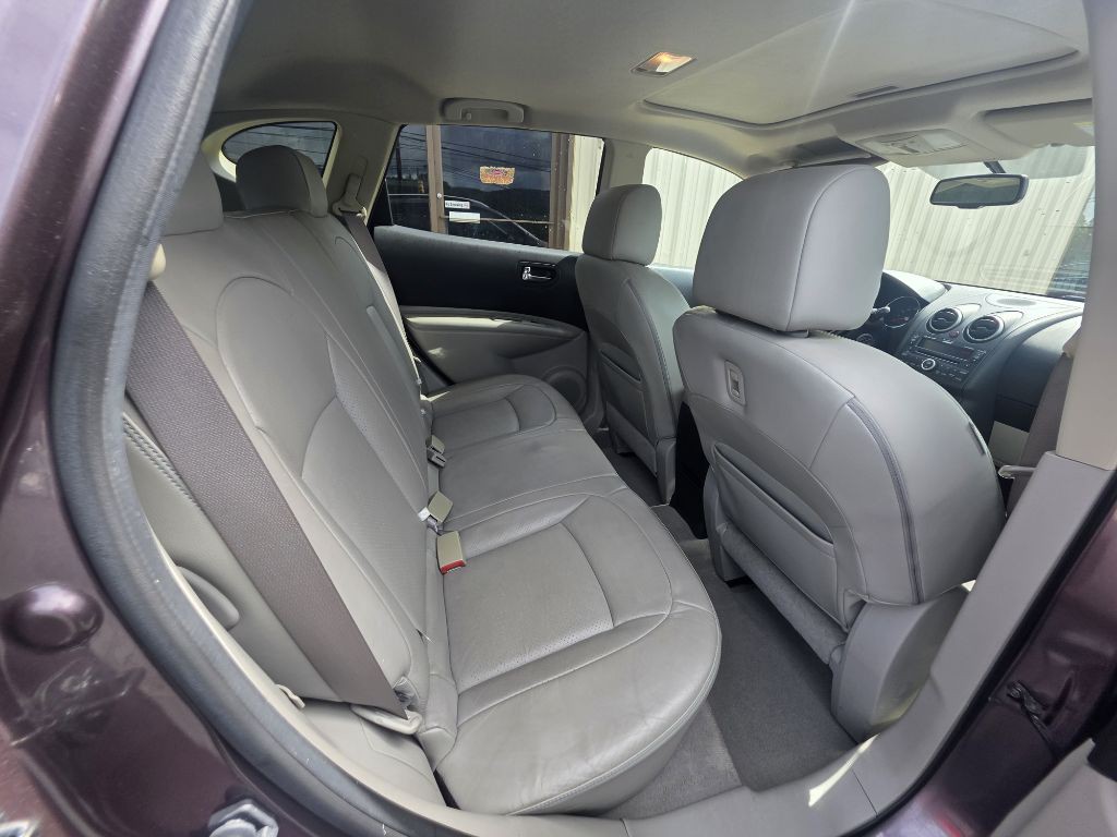 2010 Nissan Rogue Image 8