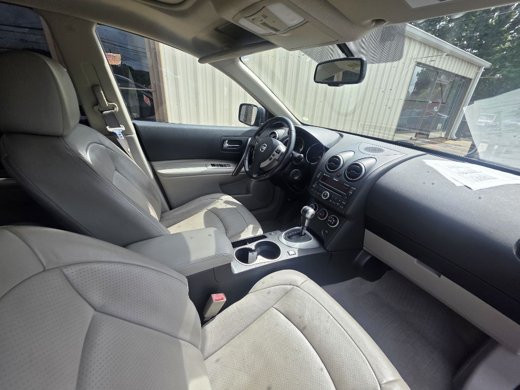 2010 Nissan Rogue Image 10