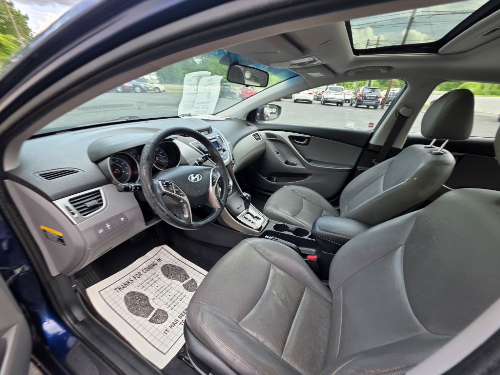 2013 Hyundai Elantra Image 4