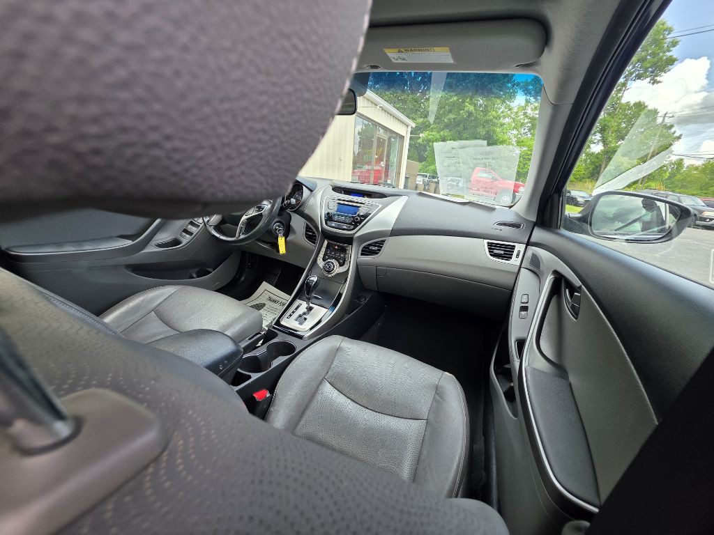 2013 Hyundai Elantra Image 5