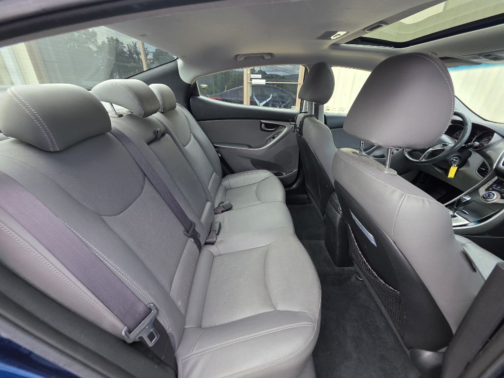 2013 Hyundai Elantra Image 11