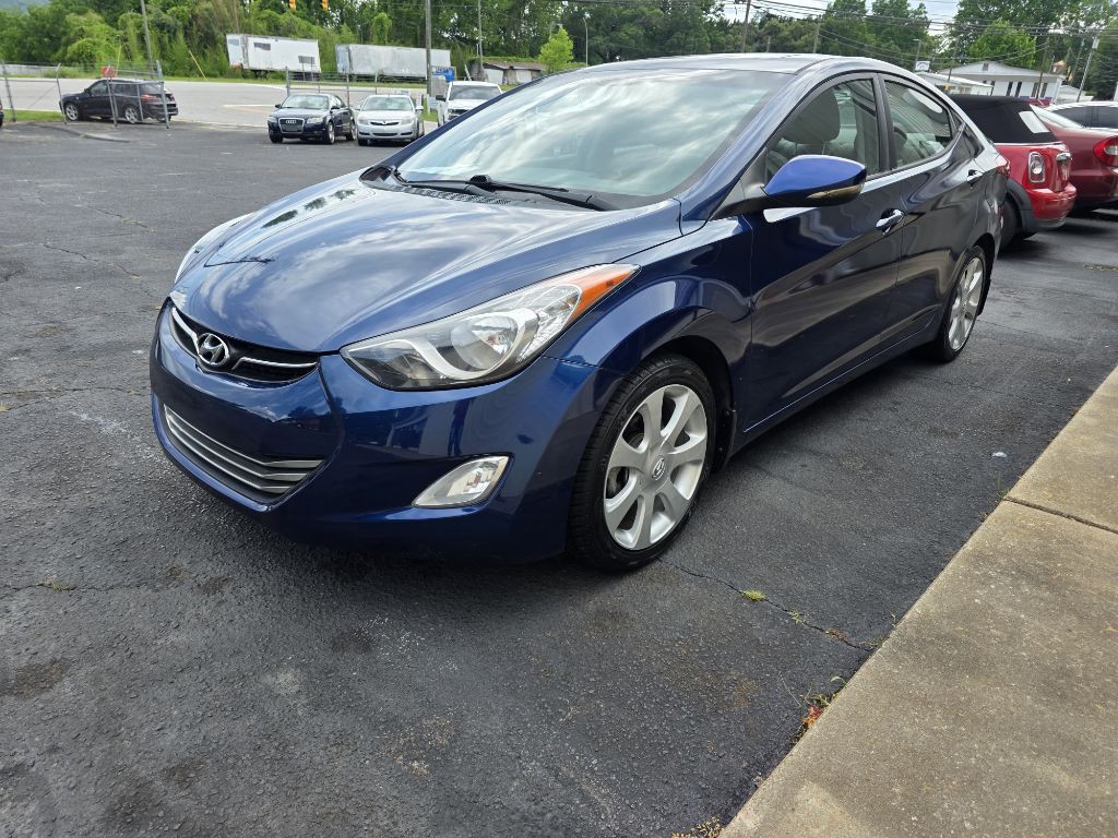 2013 Hyundai Elantra Image 15