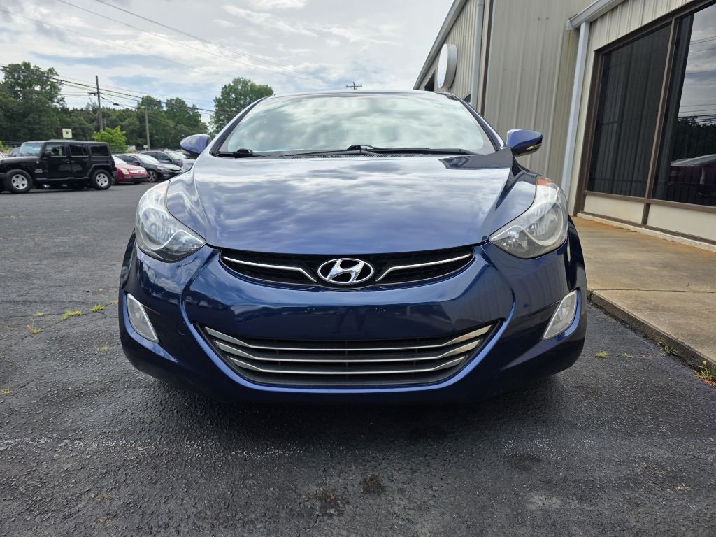 2013 Hyundai Elantra Image 16