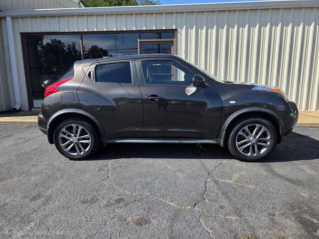 2013 Nissan Juke Image 18