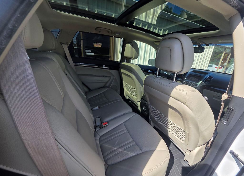 2015 Kia Sorento Image 11