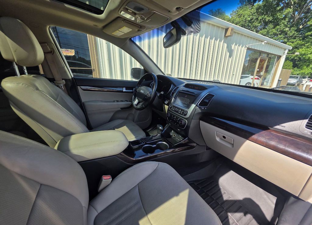 2015 Kia Sorento Image 12