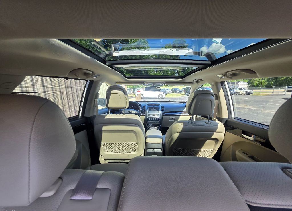 2015 Kia Sorento Image 13
