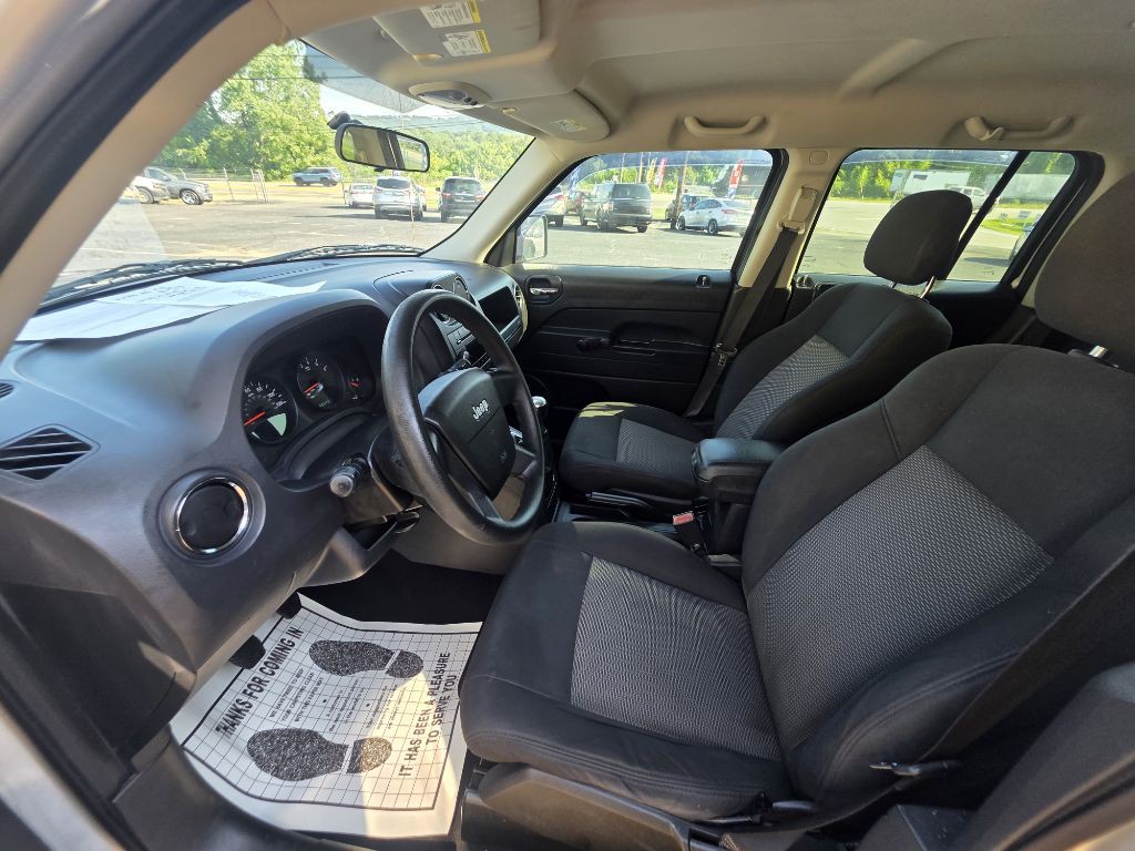 2010 Jeep Patriot Image 8