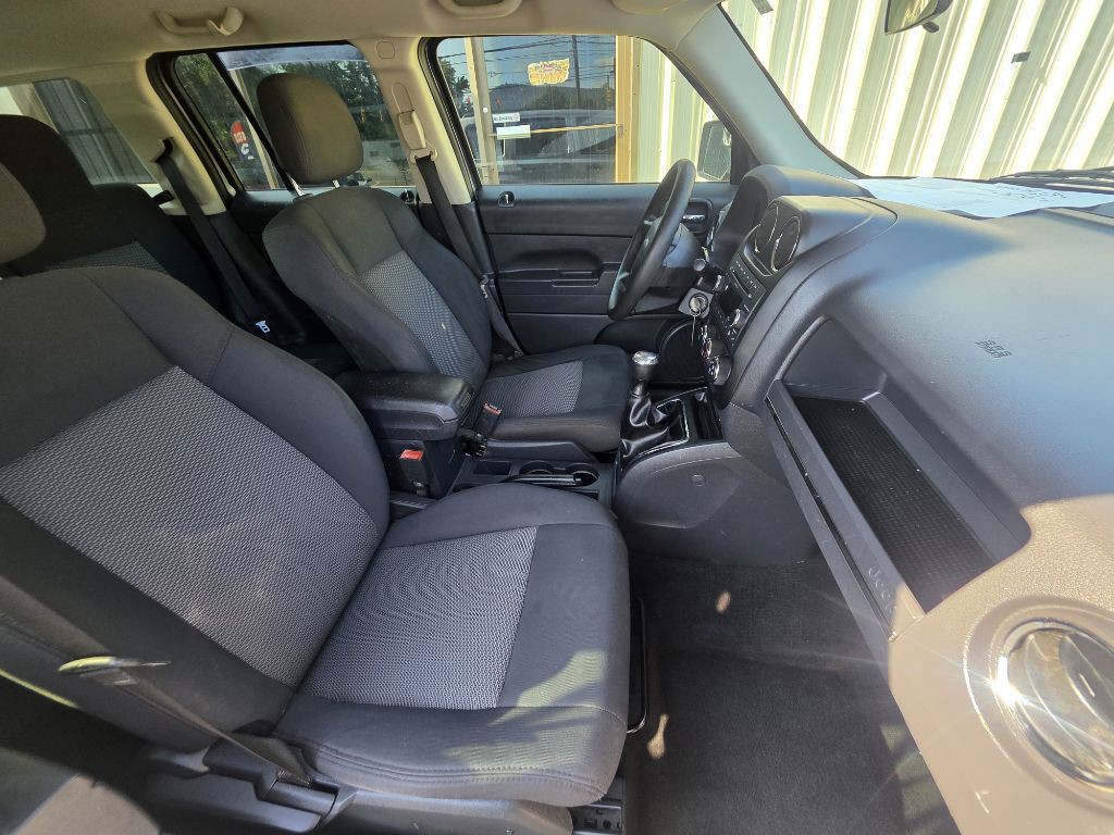2010 Jeep Patriot Image 10