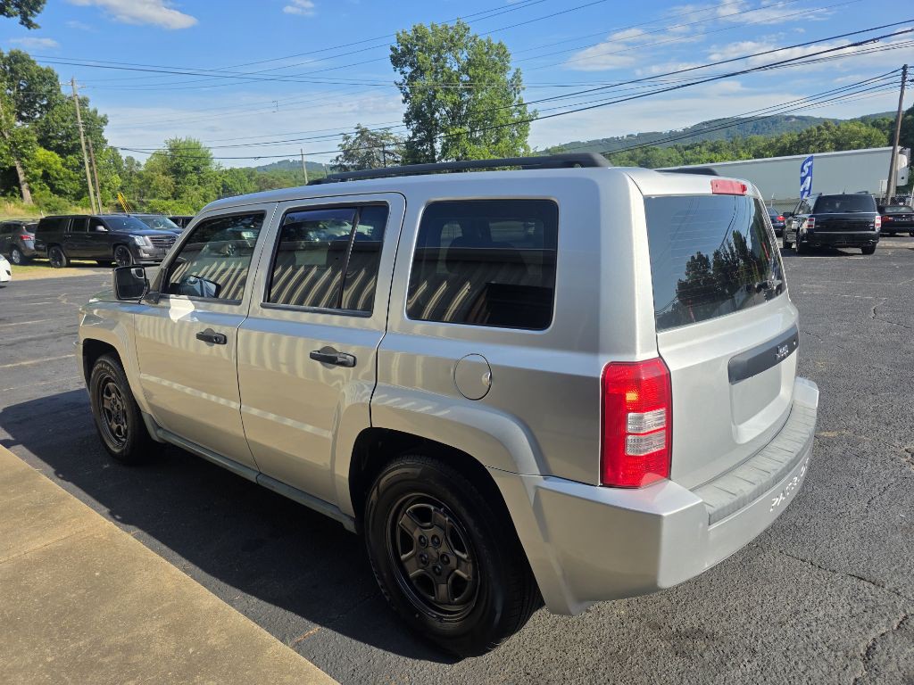 2010 Jeep Patriot Image 13