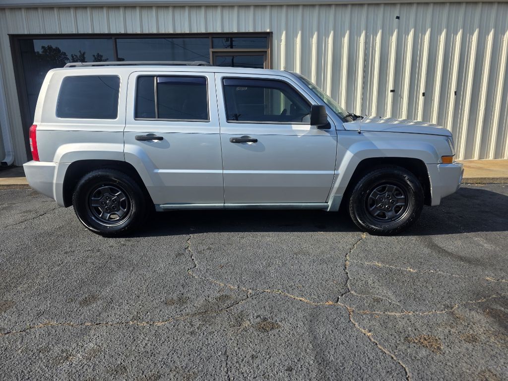 2010 Jeep Patriot Image 17