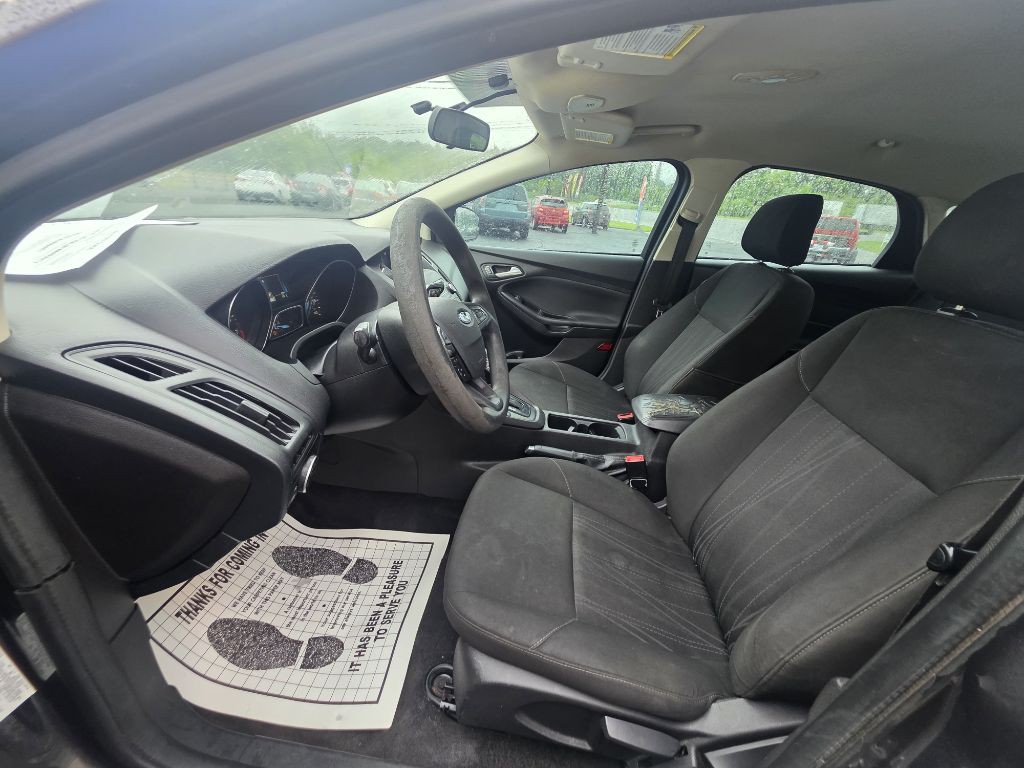 2018 Ford Focus Image 9