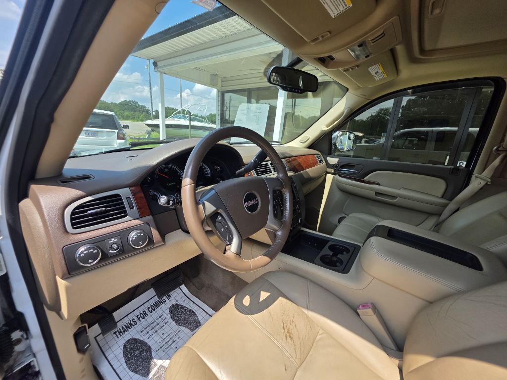 2009 GMC Yukon Image 20