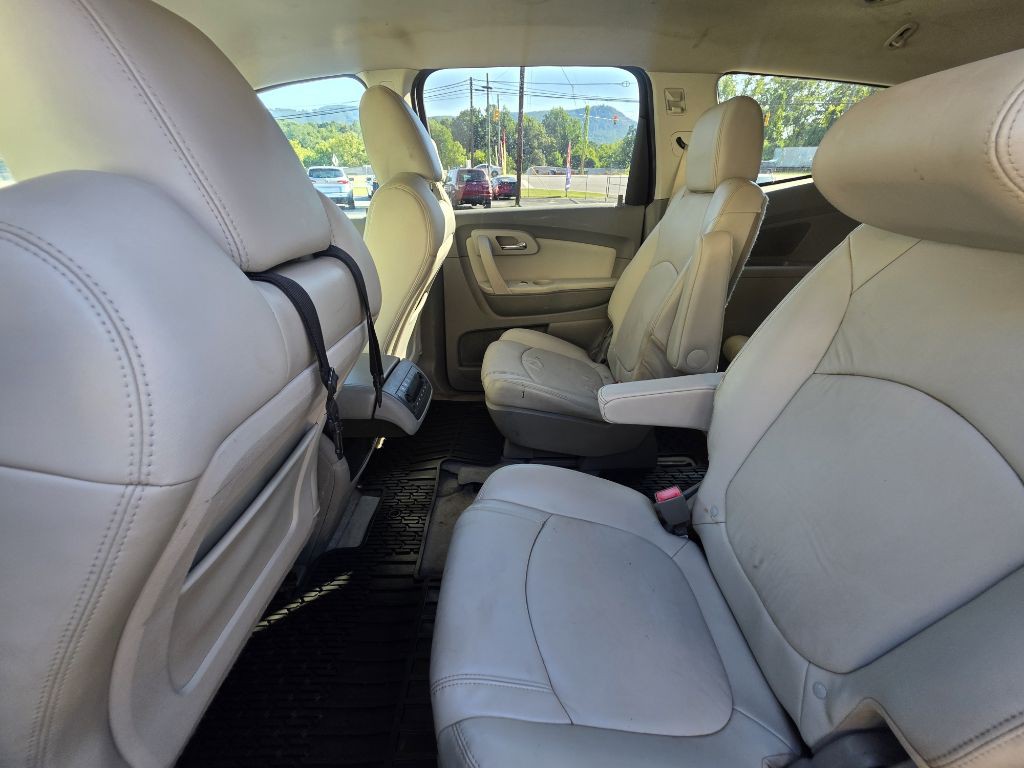2012 Chevrolet Traverse Image 6