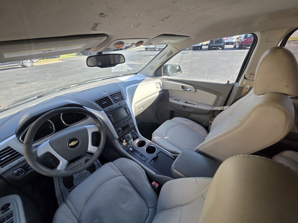 2012 Chevrolet Traverse Image 11