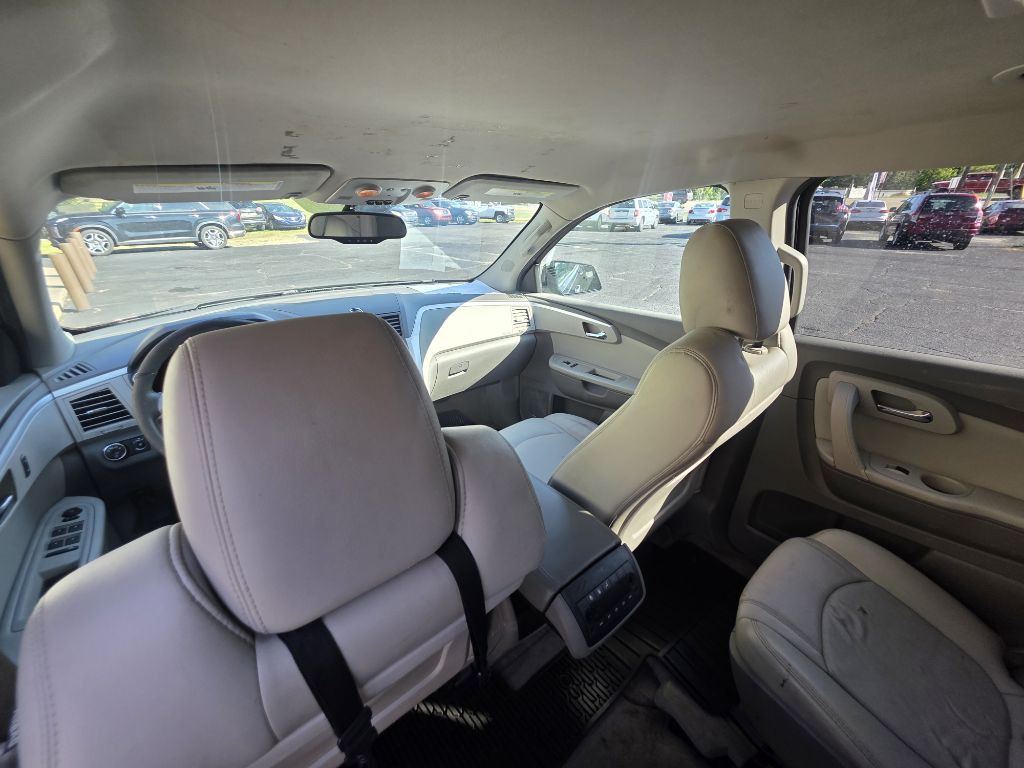 2012 Chevrolet Traverse Image 13