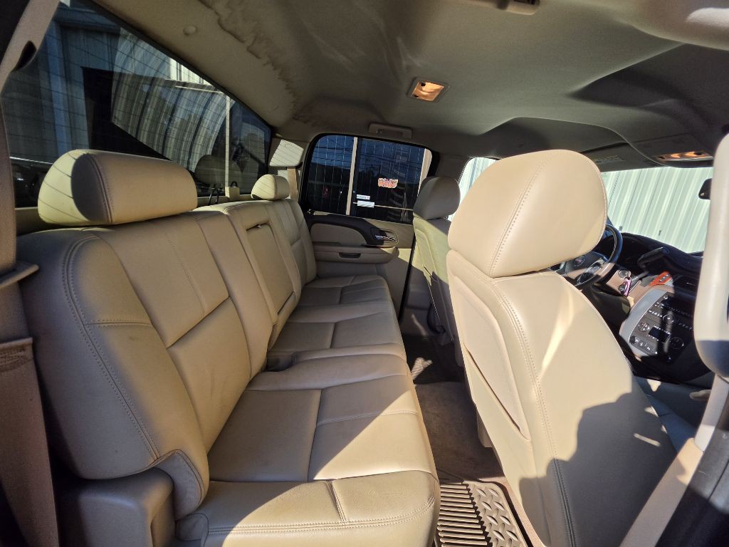 2010 GMC Sierra Image 6