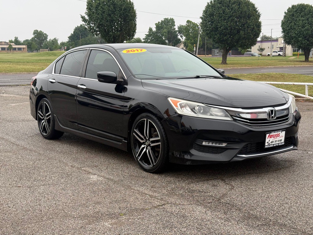 2017 Honda Accord Image 1
