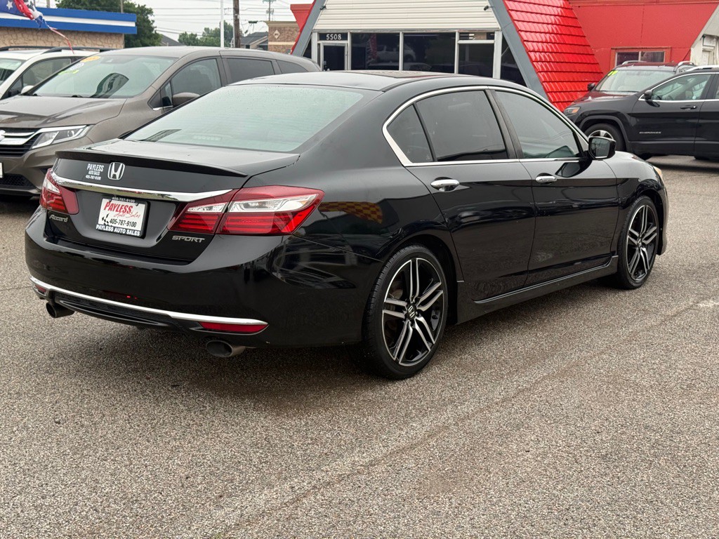2017 Honda Accord Image 6