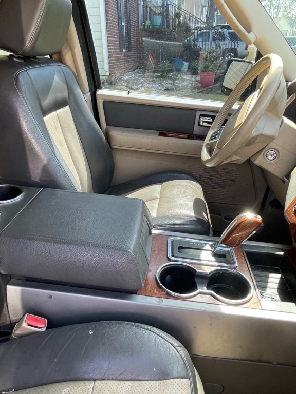 2007 Ford Expedition Image 11