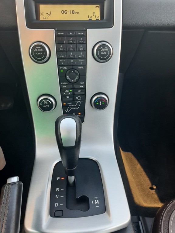 2012 Volvo C70 Image 8