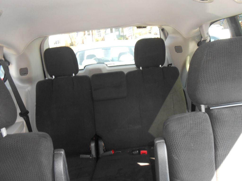 2013 Dodge Grand Caravan Image 7