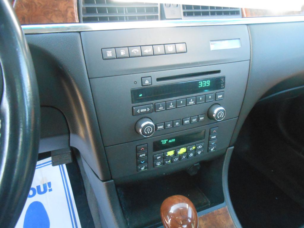 2005 Buick Lacrosse Image 5