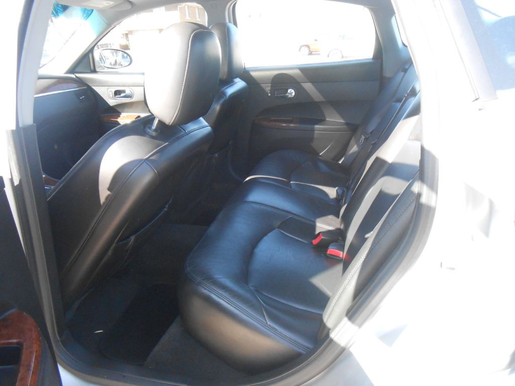 2005 Buick Lacrosse Image 7