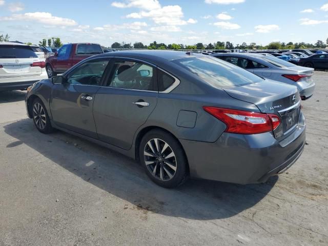 2017 Nissan Altima Image 2
