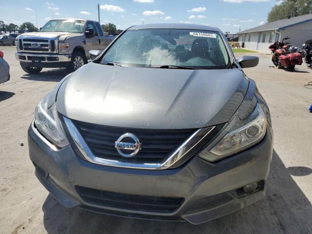2017 Nissan Altima Image 5