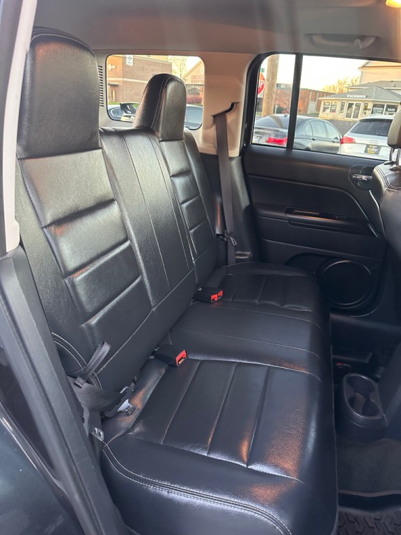 2016 Jeep Patriot Image 10