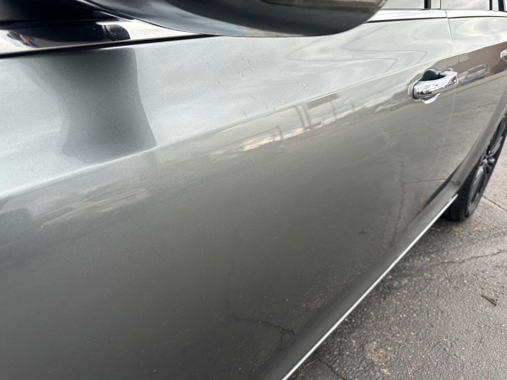 2012 Chrysler 300 Image 22