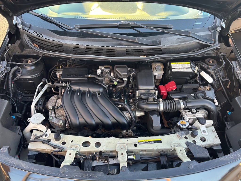 2013 Nissan Versa Image 18