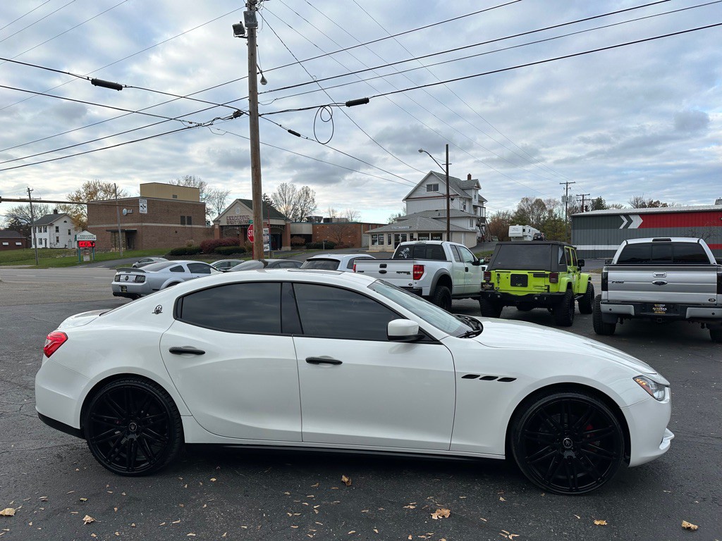 2016 Maserati Ghibli Image 4