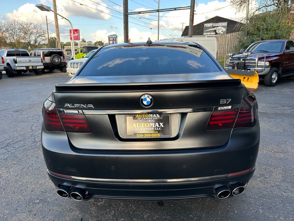 2014 BMW 7 Series Image 9