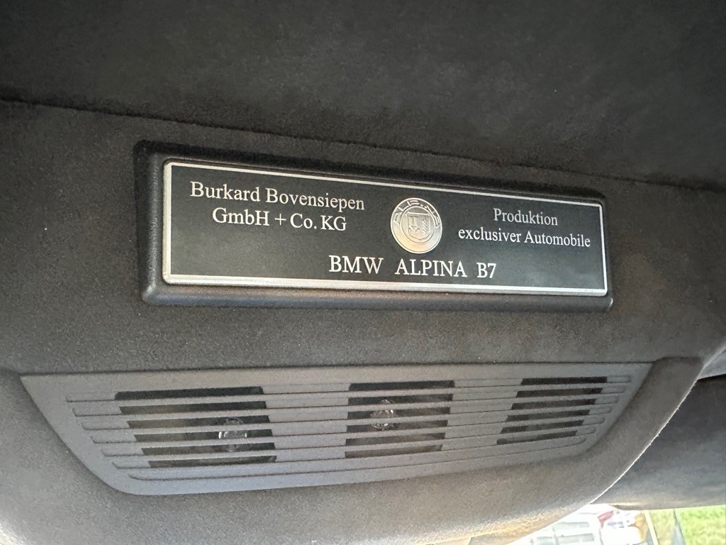 2014 BMW 7 Series Image 25