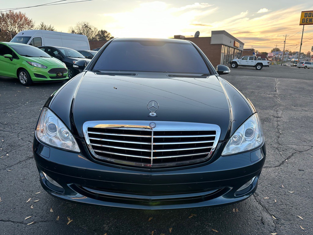 2007 Mercedes-Benz S-Class Image 2