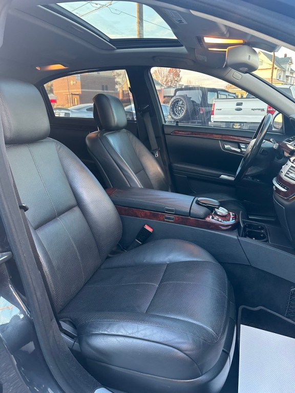 2007 Mercedes-Benz S-Class Image 10