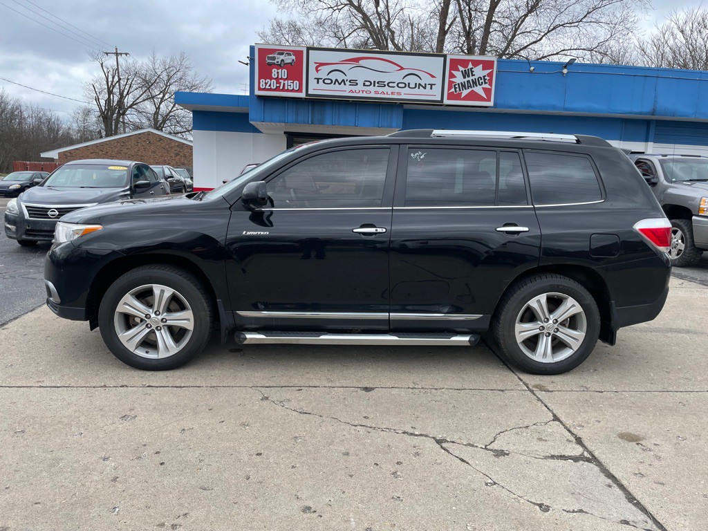2013 Toyota Highlander Image 2