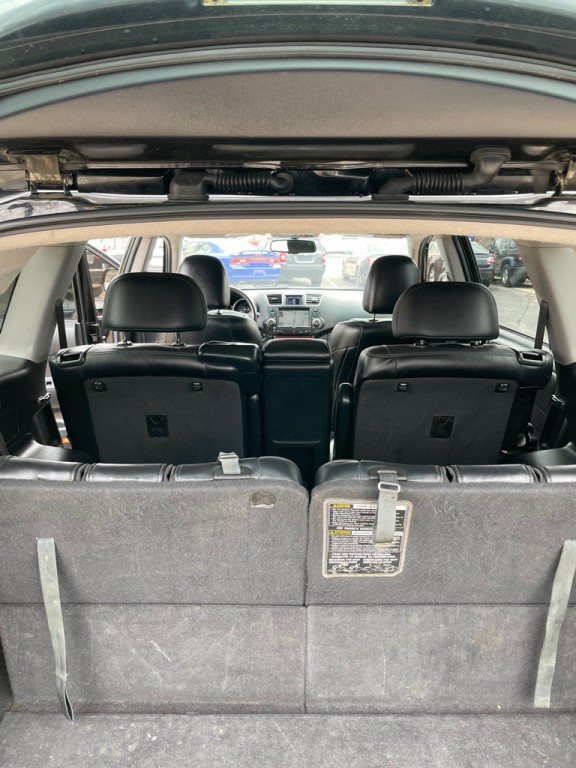 2013 Toyota Highlander Image 9