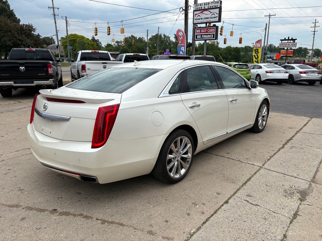 2013 Cadillac XTS Image 5