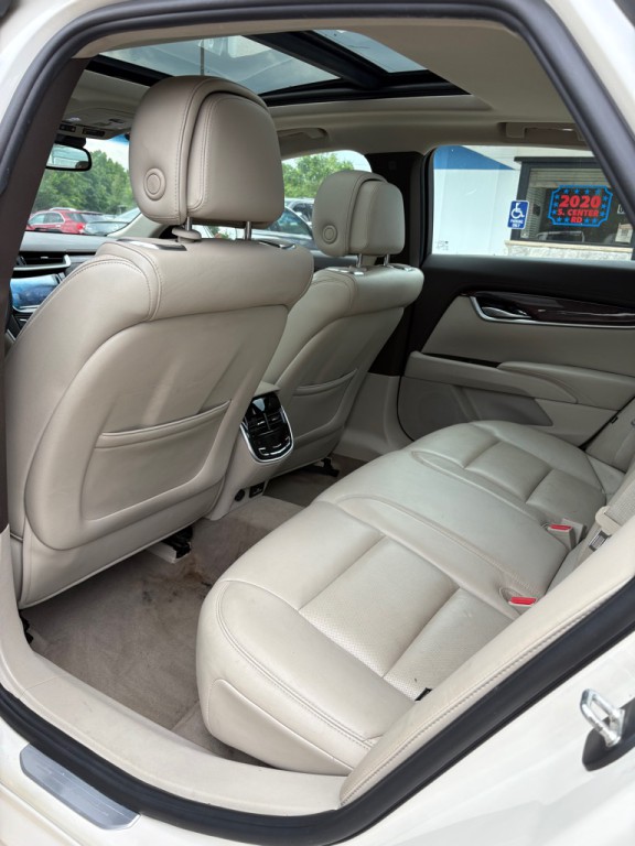2013 Cadillac XTS Image 9