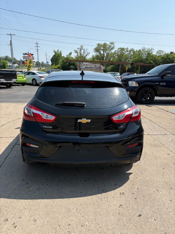 2017 Chevrolet Cruze Image 4