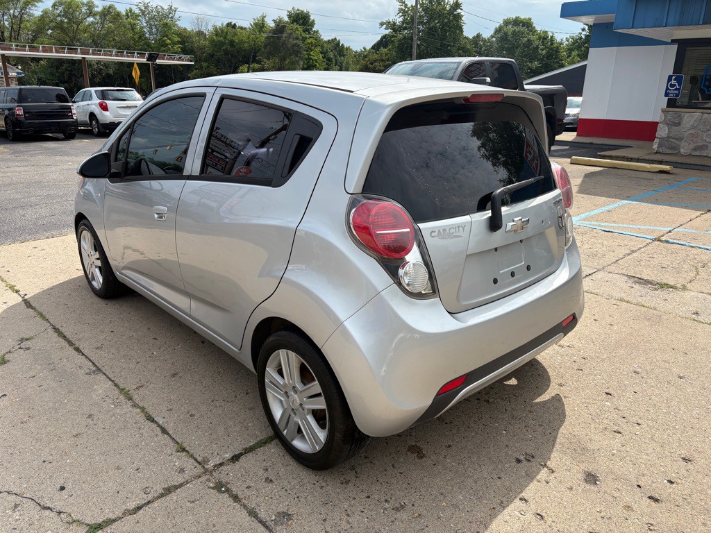 2015 Chevrolet Spark Image 3