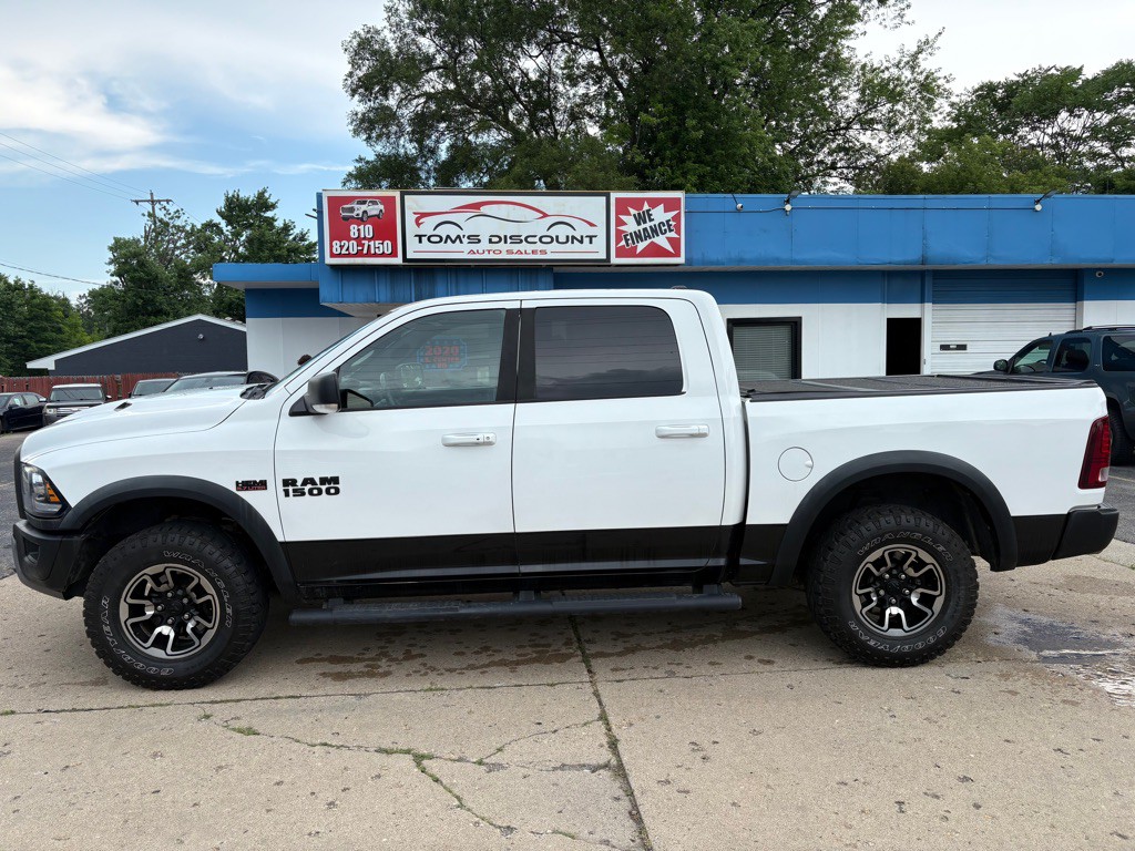 2016 RAM 1500 Image 2