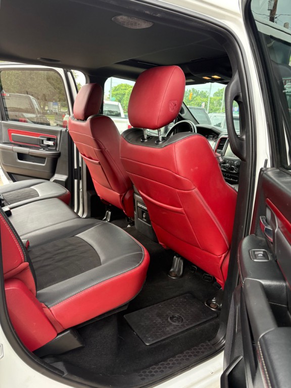2016 RAM 1500 Image 9